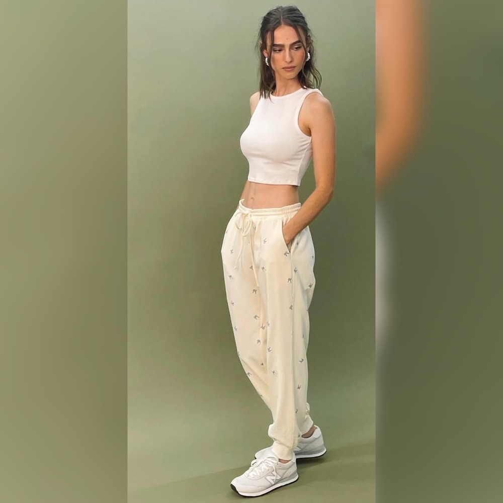 Gilli Embroidered Bow Cream Joggers Small Coquette Soft Girl Balletcore Lounge